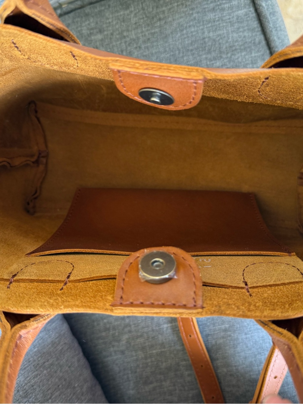 Portland Leather Goods- Large Raindrop bag - Picture 9 of 15